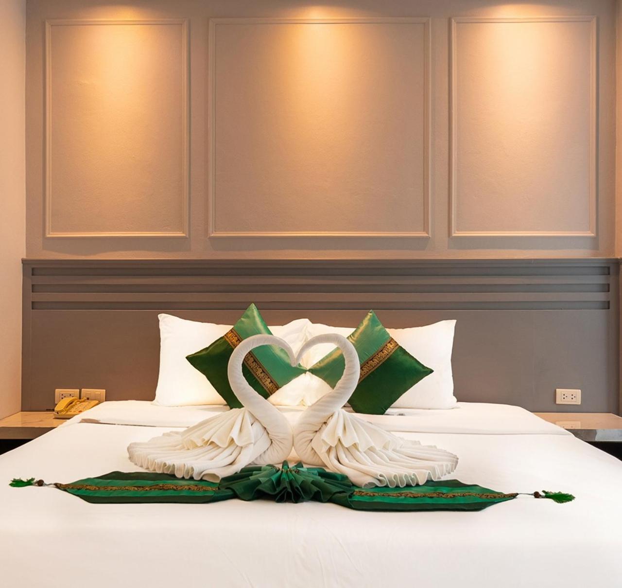 Fundee Boutique Hotel Patong Luaran gambar