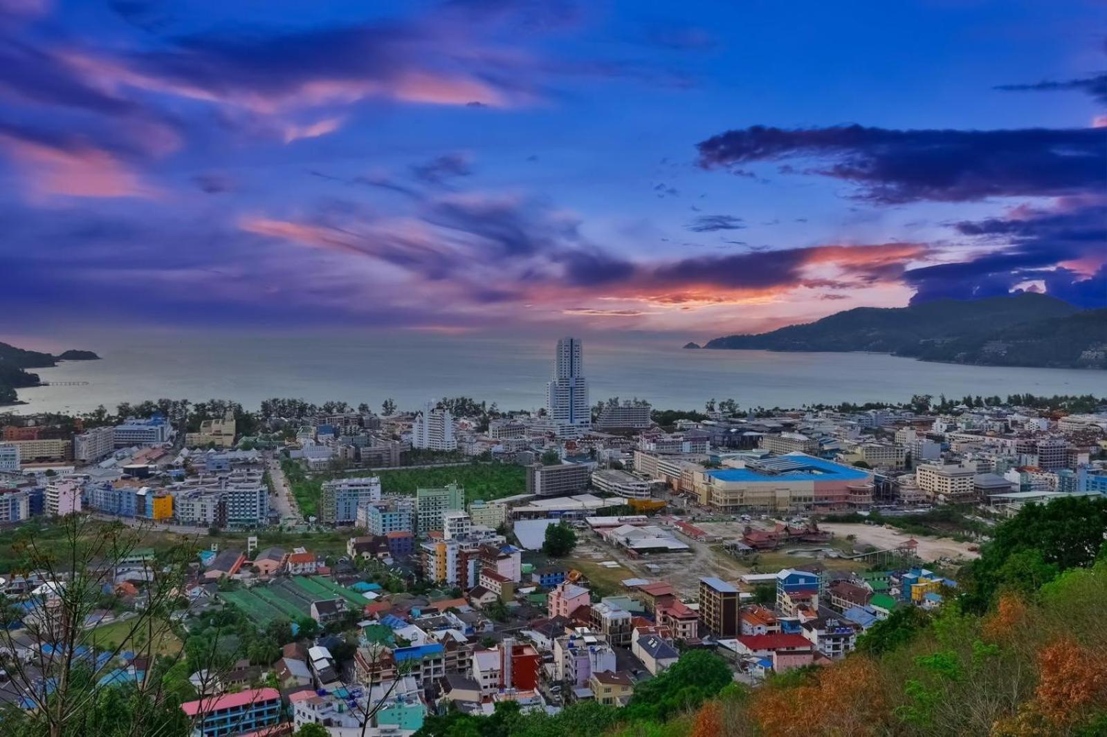 Fundee Boutique Hotel Patong Luaran gambar