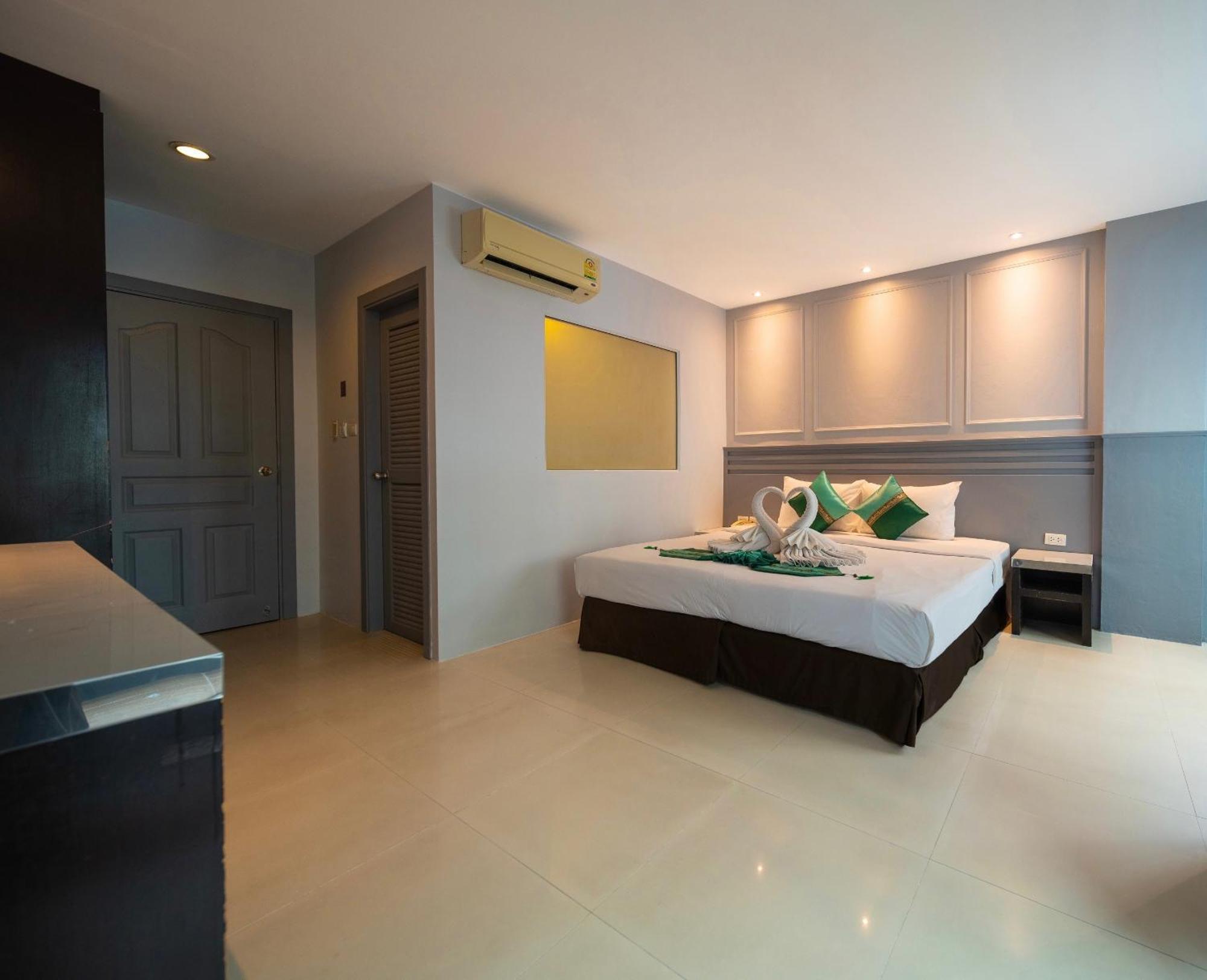 Fundee Boutique Hotel Patong Luaran gambar